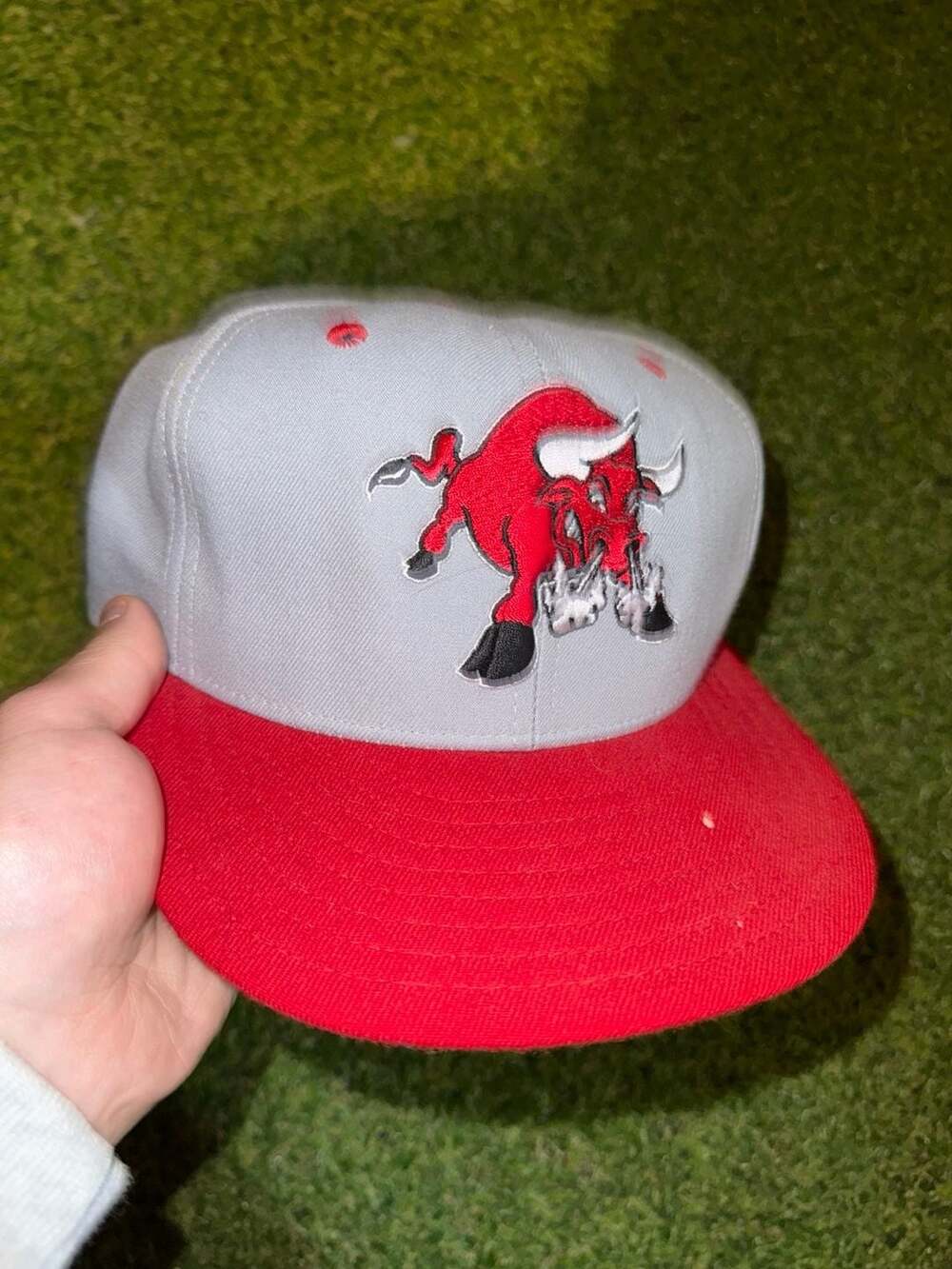 New Era 5950 Pro Model Size 7 Vintage Tuscom Turos Bull Hat